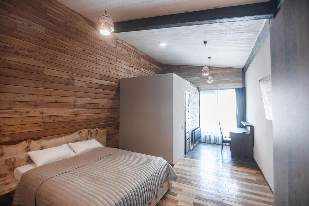 Pieno Piano Hotel Rivne Luaran gambar