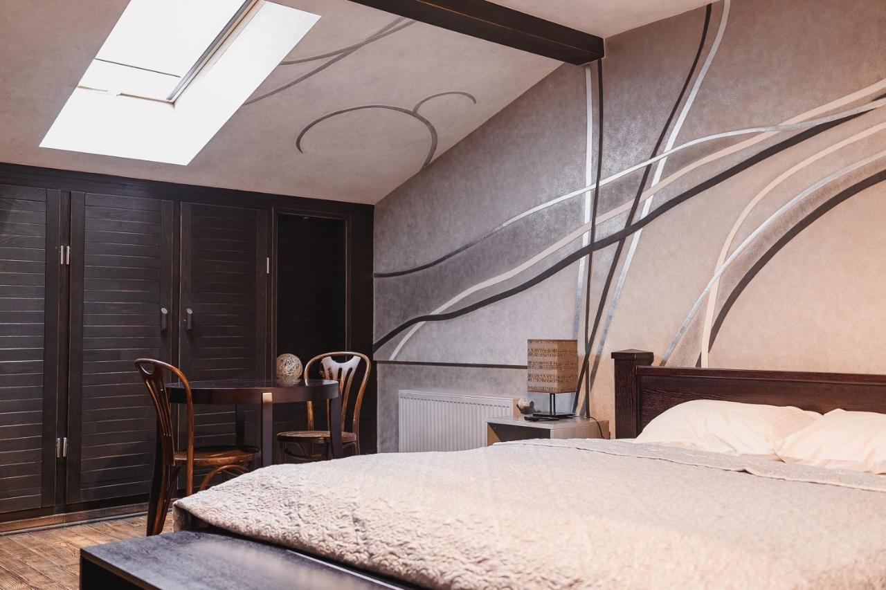 Pieno Piano Hotel Rivne Luaran gambar