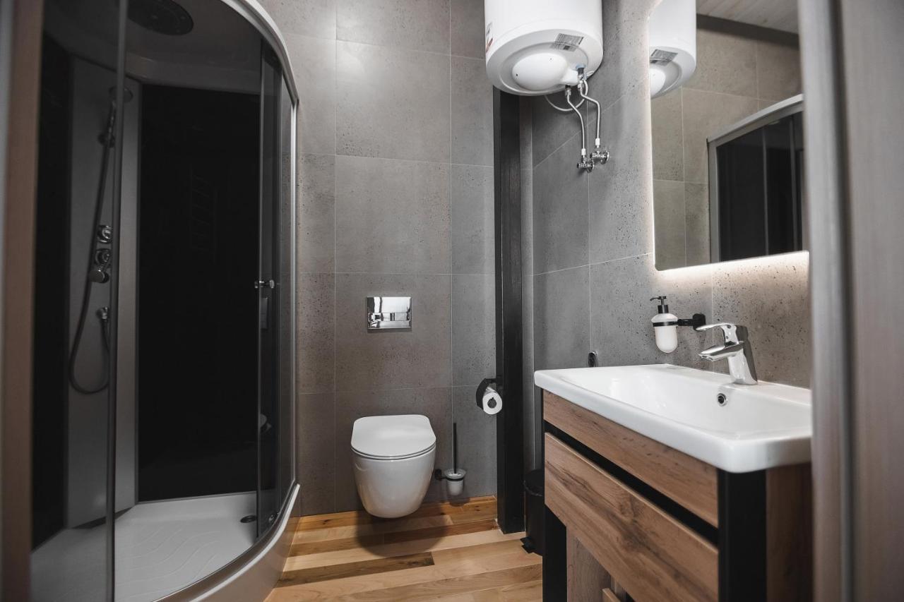 Pieno Piano Hotel Rivne Luaran gambar