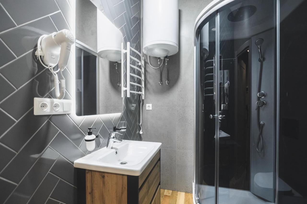 Pieno Piano Hotel Rivne Luaran gambar