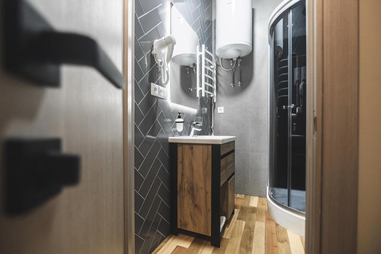 Pieno Piano Hotel Rivne Luaran gambar